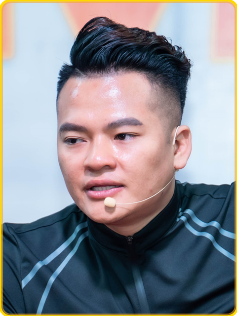 Toni Lâm Tiến